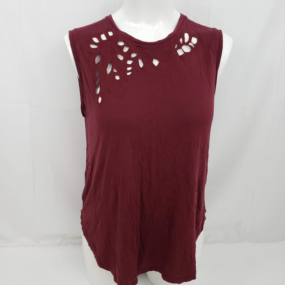 3/$20!! ~ Old Navy tank top XL